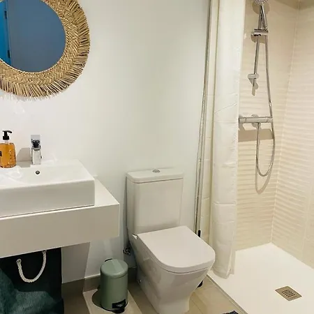 Serenity Sea View Apartment *